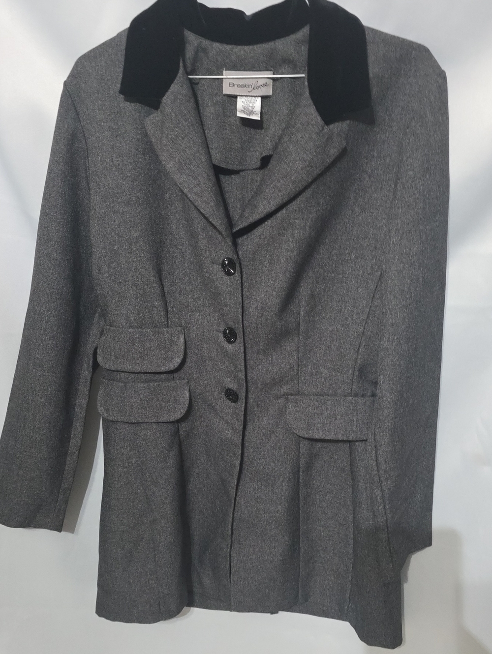 Donna Ricco Charcoal Gray Blazer with Black Velvet Collar